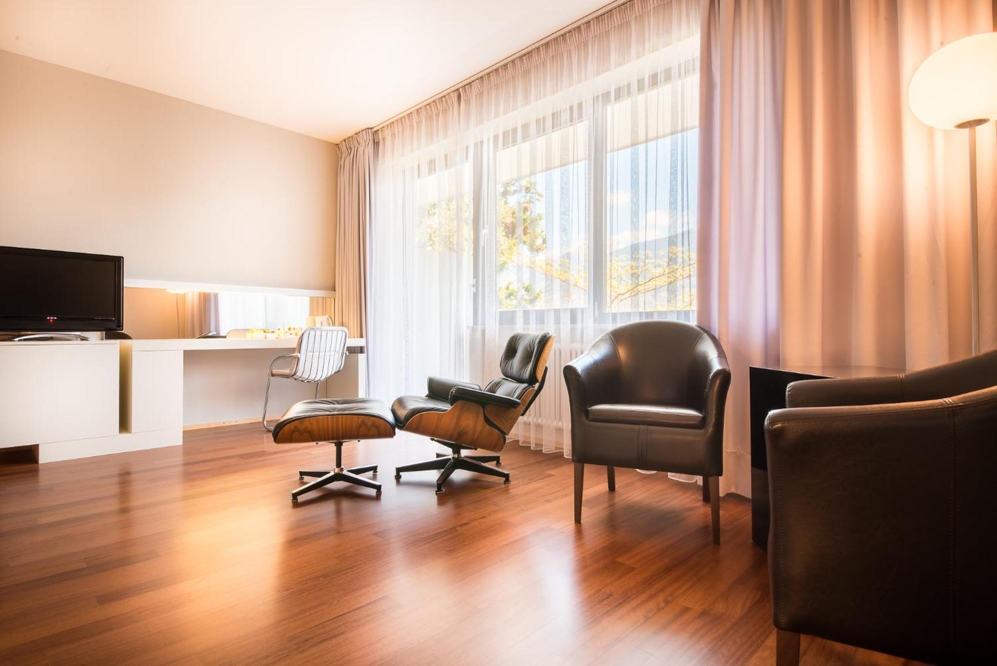Parkhotel Marlena - Adults Only Marlengo Zewnętrze zdjęcie